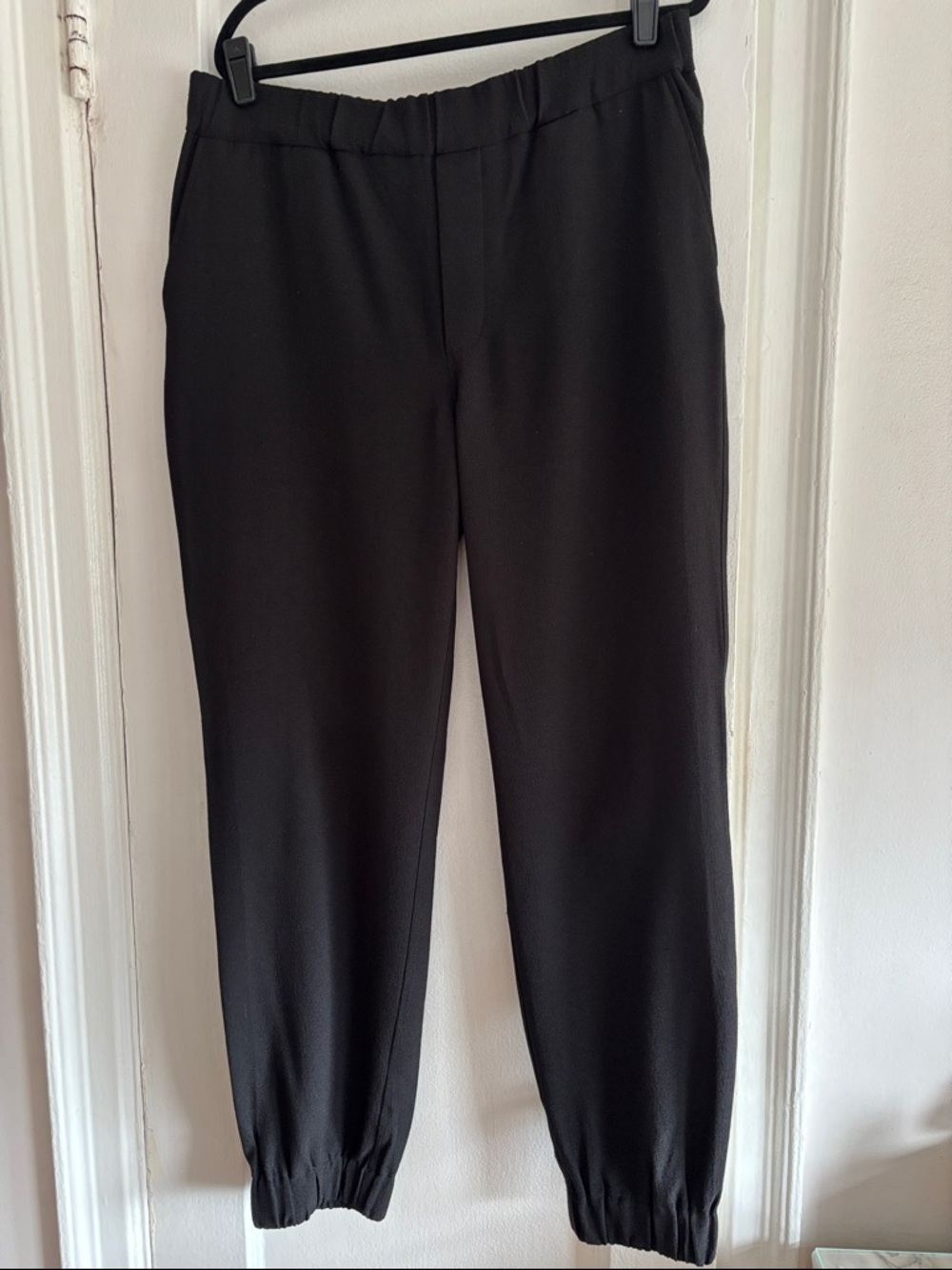GANNI Black Textured Jogger Pants Elastic Waist Tapered Size L/42
